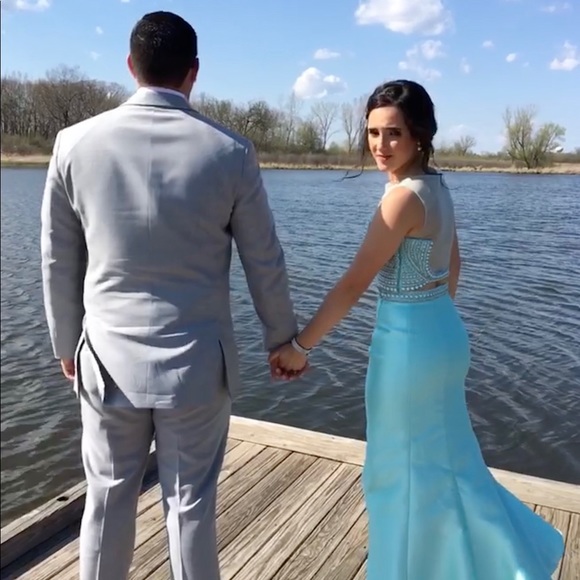 Prom Dress - Picture 4 of 6